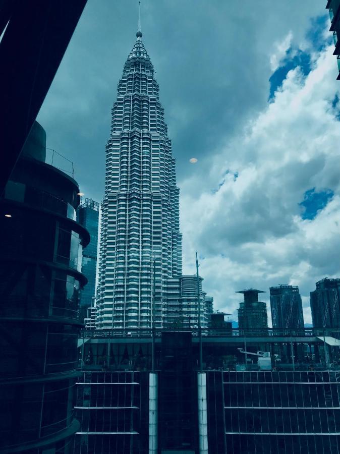 Sky Suites Klcc By Luna Куала-Лумпур Экстерьер фото