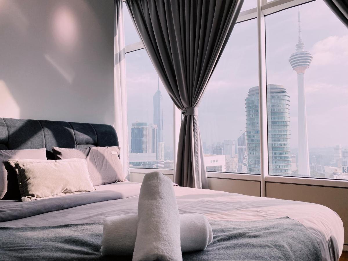 Sky Suites Klcc By Luna Куала-Лумпур Экстерьер фото