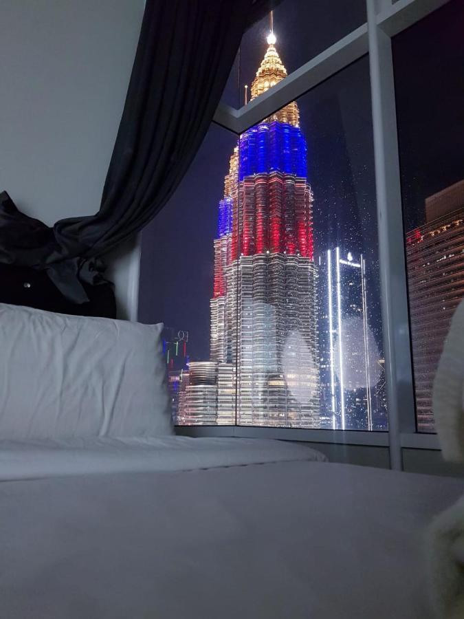 Sky Suites Klcc By Luna Куала-Лумпур Экстерьер фото
